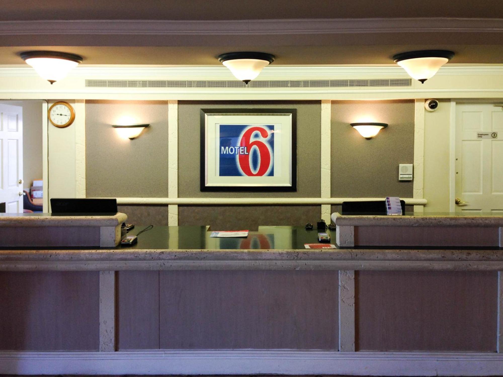 Motel 6-Monroe, La Eksteriør billede