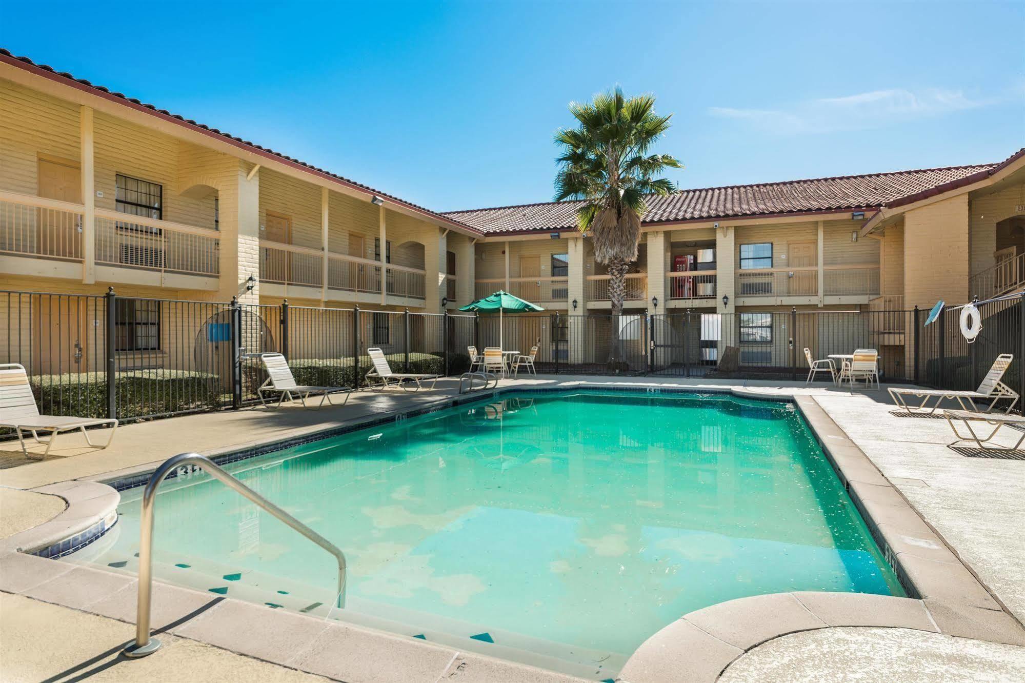 Motel 6-Monroe, La Eksteriør billede