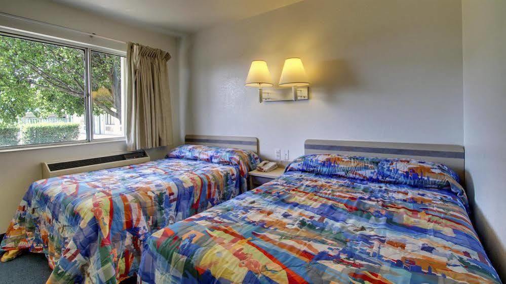 Motel 6-Monroe, La Eksteriør billede